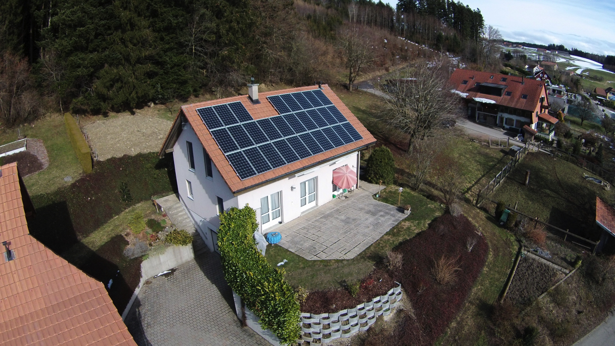 Centrale solaire de 7'000 Wc à 1670 Ursy